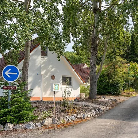 Village Chateau Cazaleres * Daumazan-sur-Arize