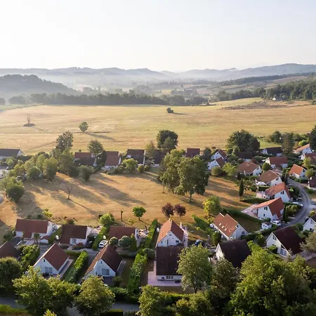 Campingplads Village Chateau Cazaleres