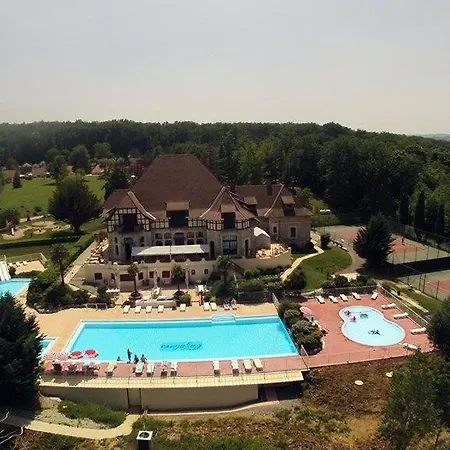 Campsite Village Chateau Cazaleres *